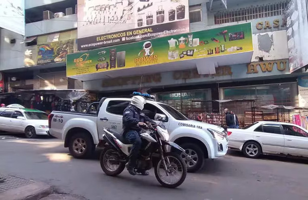 Roban USD 5.000 de una tienda de relojes en Ciudad del Este