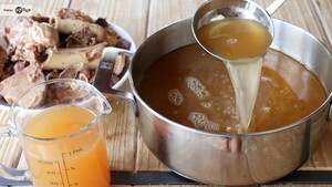 Caldo de huesos, una “bomba” de colágeno