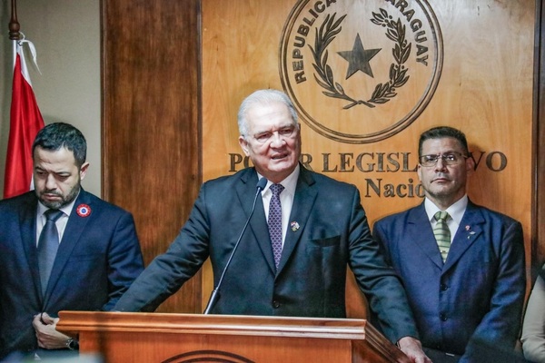Rolón pidió que los dejen trabajar para tener respuestas