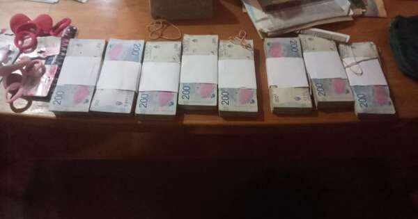La Nación / En seis minutos, detuvieron a ladrón y recuperaron 160.000 pesos que robó a cambista