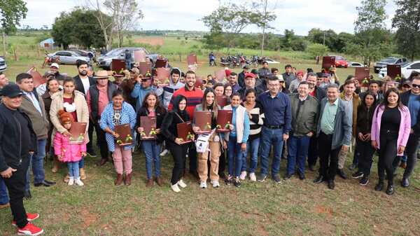 Indert entrega títulos en San Pedro y Caaguazu - El Independiente