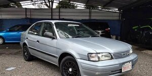 Encontró su vehículo robado en una playa de autos, lo arrancó y fue hasta la comisaría