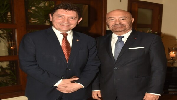 Encuentro con el senador francés Cadic