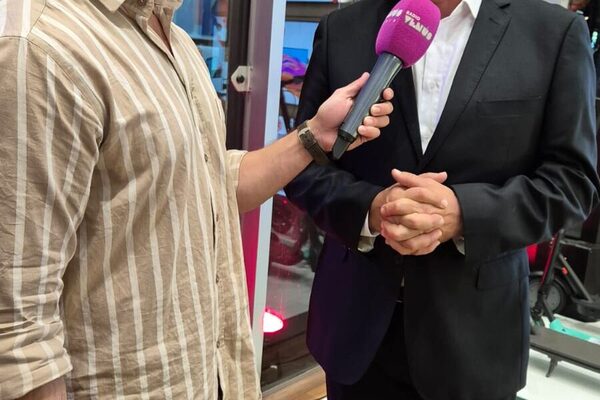 Radioshack te conecta con el futuro con la apertura de su 8va tienda en Paraguay