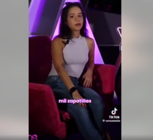 Aprovechando las tendencias, este local, si acepta las compras con zapatillas