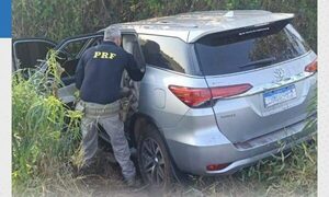 Polis brasileños recuperan un vehículo robado de la hija de Nicanor Duarte Frutos