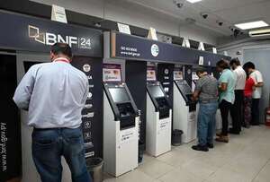 El próximo viernes empiezan los pagos en el sector público - Economía - ABC Color
