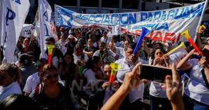 La Nación / Sector de enfermería exige reivindicaciones