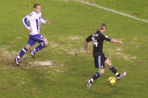 Versus / Manolo recordó el "taconazo" de Guti en el gol de Churin