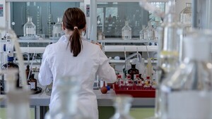 Investigadores detectan Alzheimer en etapa temprana con análisis de sangre