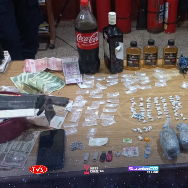 CONFISCAN ALCOHOL, DINERO Y DROGAS TRAS GRESCA ENTRE INTERNOS EN EL CERESO - TVS