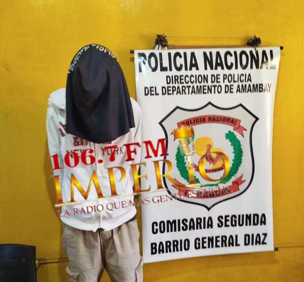 Joven es detenido por intentar robar carne envasada de un supermercado céntrico - Radio Imperio 106.7 FM