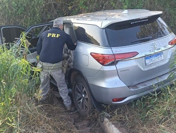 Recuperan en Brasil vehículo "clonado" de la hija del expresidente Duarte Frutos - ADN Digital