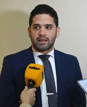 A Ultranza: comisionamiento de exdirector de Inteligencia de Senad en Diputados es “preocupante”, según opositor - Nacionales - ABC Color