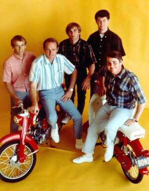 Documental “The Beach Boys” reúne a la banda californiana con el sueño de un futuro juntos - Música - ABC Color