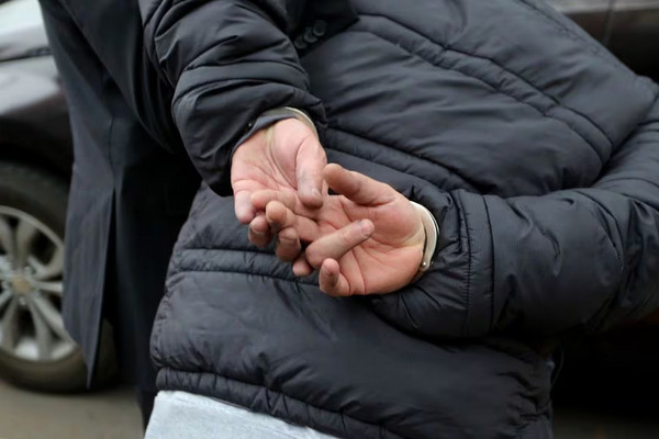 Padre e hijo condenados por robo violento en San Pedro