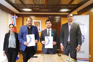 Ministerio de la Niñez y Fundación Funda Joven firman convenio de cooperación interinstitucional