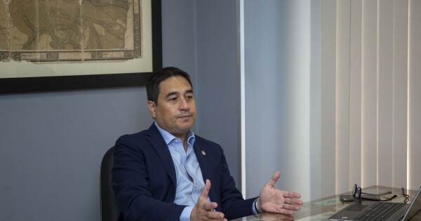 Nakayama dice que Doldán fue a Bogotá para llevarle un regalo a la fiscal colombiana
