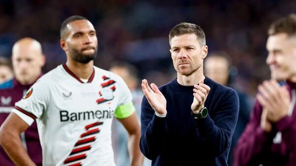 Leverkusen perdió su invicto de la peor manera