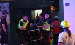 España: Cuatro muertos y 27 heridos tras derrumbe de edificio