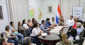 La Nación / Salud y Economía atendieron reclamos de los enfermeros