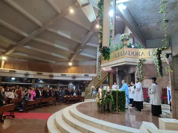 Gran celebración por el Día de María Auxiliadora en el Santuario de Asunción - Nacionales - ABC Color