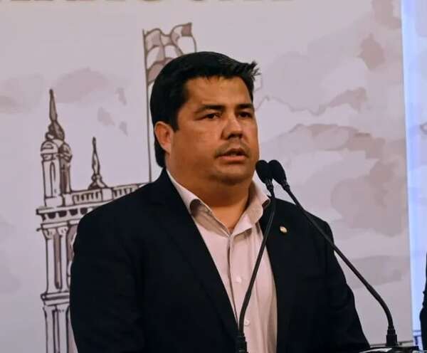 Diputados piden informes sobre los salarios en la EBY - Política - ABC Color