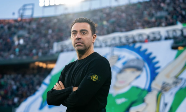 Versus / Barcelona destituye a Xavi Hernández tras una temporada en blanco