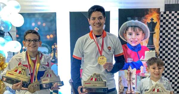 La Nación / Niños paraguayos conquistaron títulos y medallas en mundial de ajedrez