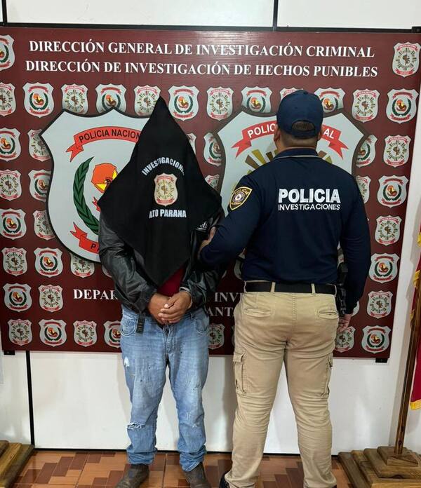 Policías atrapan a sujeto buscado por abusar de su hijastra en el 2021 - La Clave