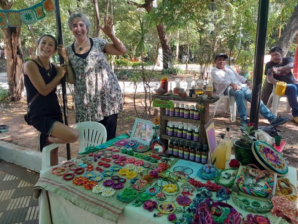 Este sábado, invitan a Feria Agroecológica y Artesanal en la Plaza Italia - Unicanal