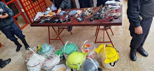 Operativo Limpieza: requisan pabellón del PCC en el Cereso - Policiales - ABC Color