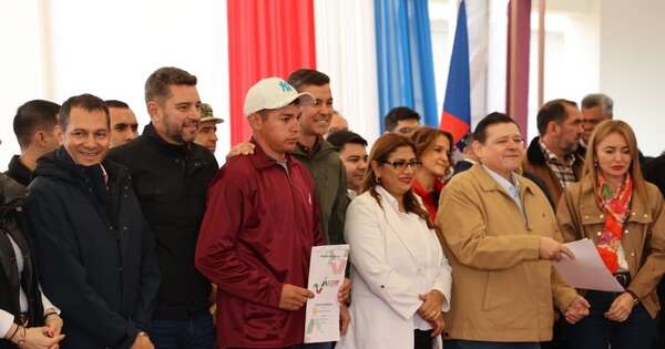 La Nación / Titular las propiedades es el camino al progreso, sostuvo el presidente Peña