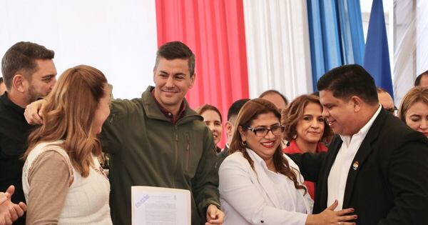 Diario HOY | Peña anuncia la construcción del “Gran Hospital de Concepción”