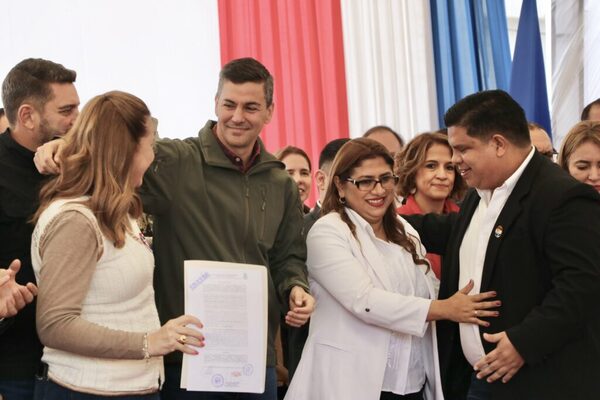 Presidente anuncia construcción de hospital en Concepción - ADN Digital