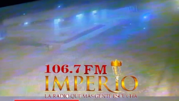 Circuito cerrado muestra momento en que vivienda de barrio Obrero fue rociada a tiros - Radio Imperio 106.7 FM