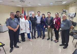 Gobernador anunció nuevas especialidades en IPS de Minga Guazú | DIARIO PRIMERA PLANA