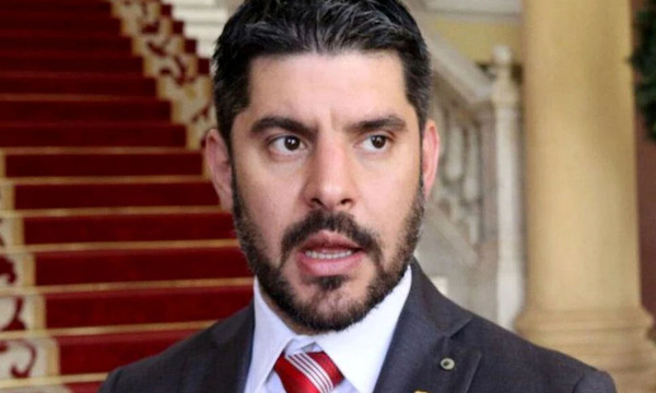 Si no informa sobre bonos se avistan nuevos amparos contra Nenecho - OviedoPress