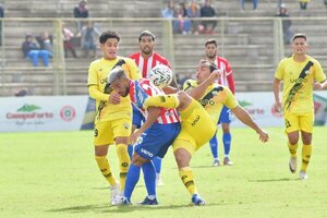 Versus / Recoleta ensancha su ventaja y Carapeguá toma el segundo lugar