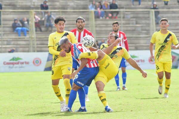 Versus / Recoleta ensancha su ventaja y Carapeguá toma el segundo lugar