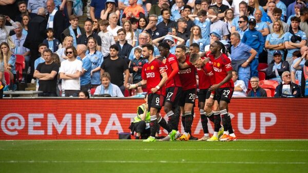 Manchester United da la campanada