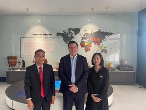 Paraguay begins rapprochement with Vietnam after historic visit of the MIC Minister - .::Agencia IP::.