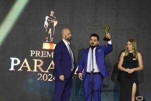 ¡Premios Paraná! Mike Silvero sigue ganando recocimientos por su programa de TV