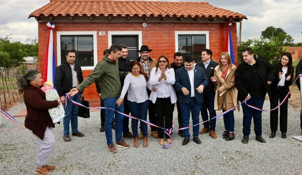 Entregan primeras viviendas, parte del paquete de 14.000 previstas para este año - ADN Digital