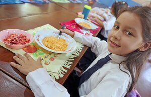 Hambre Cero: incluyen modalidades de servicio de alimentación escolar en el pliego estándar de la DNCP - .::Agencia IP::.