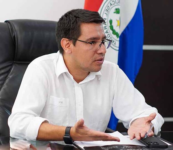 Landy Torres va cumpliendo promesa de generación de empleos y ejecución de obras en todos los distritos del Alto Paraná | DIARIO PRIMERA PLANA