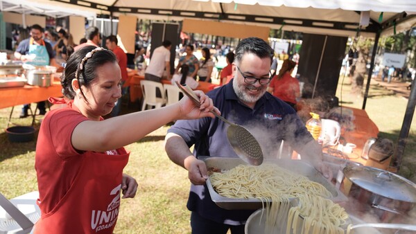 “Barriguita llena, corazón contento”, comilona de Teletón cada vez más cerca