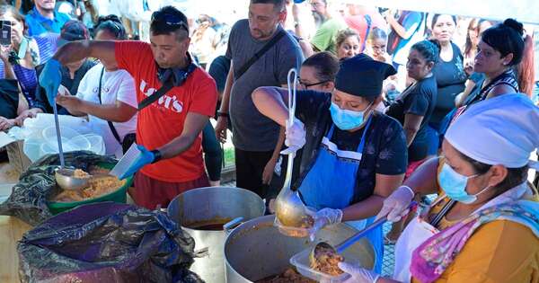 La Nación / Argentina: Iglesia pide al gobierno de Milei que entregue alimentos a comedores