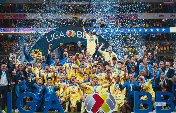 Versus / Richard Sánchez logra un nuevo título en el fútbol mexicano con el América