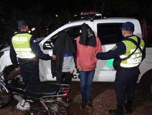 Motociclistas derribaron parte de tejido del Parque de la Salud, queriendo huir de la Policía